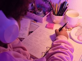 Ders Çalışırken Dinlenecek Müzikler Listesi Ders Çalışırken Dinlenecek Müzikler Listesi